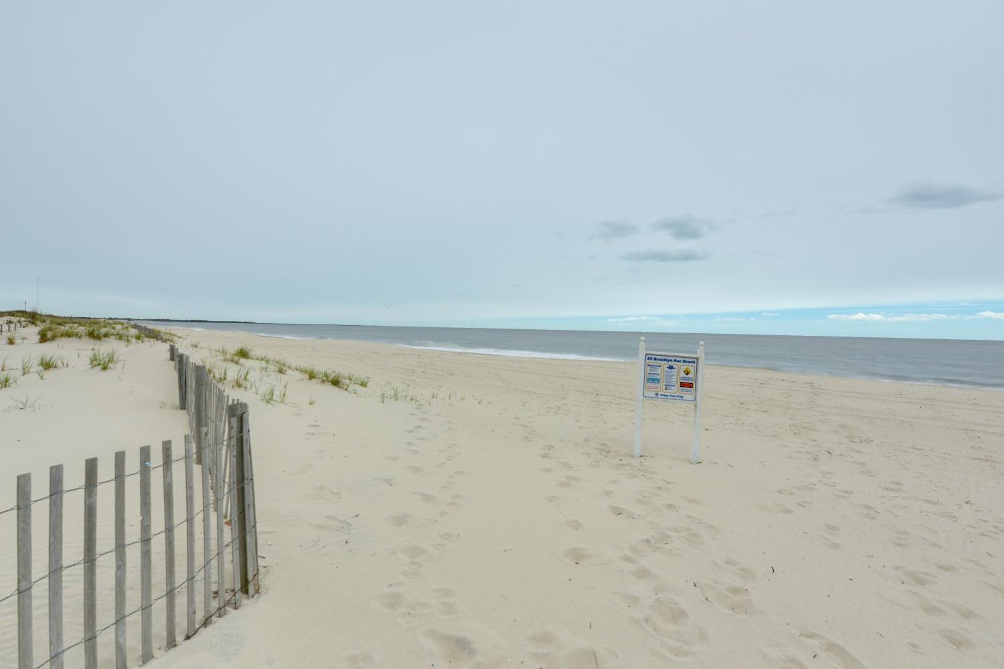 Bright Condo Half-Block To Cape May Beach! Exterior photo