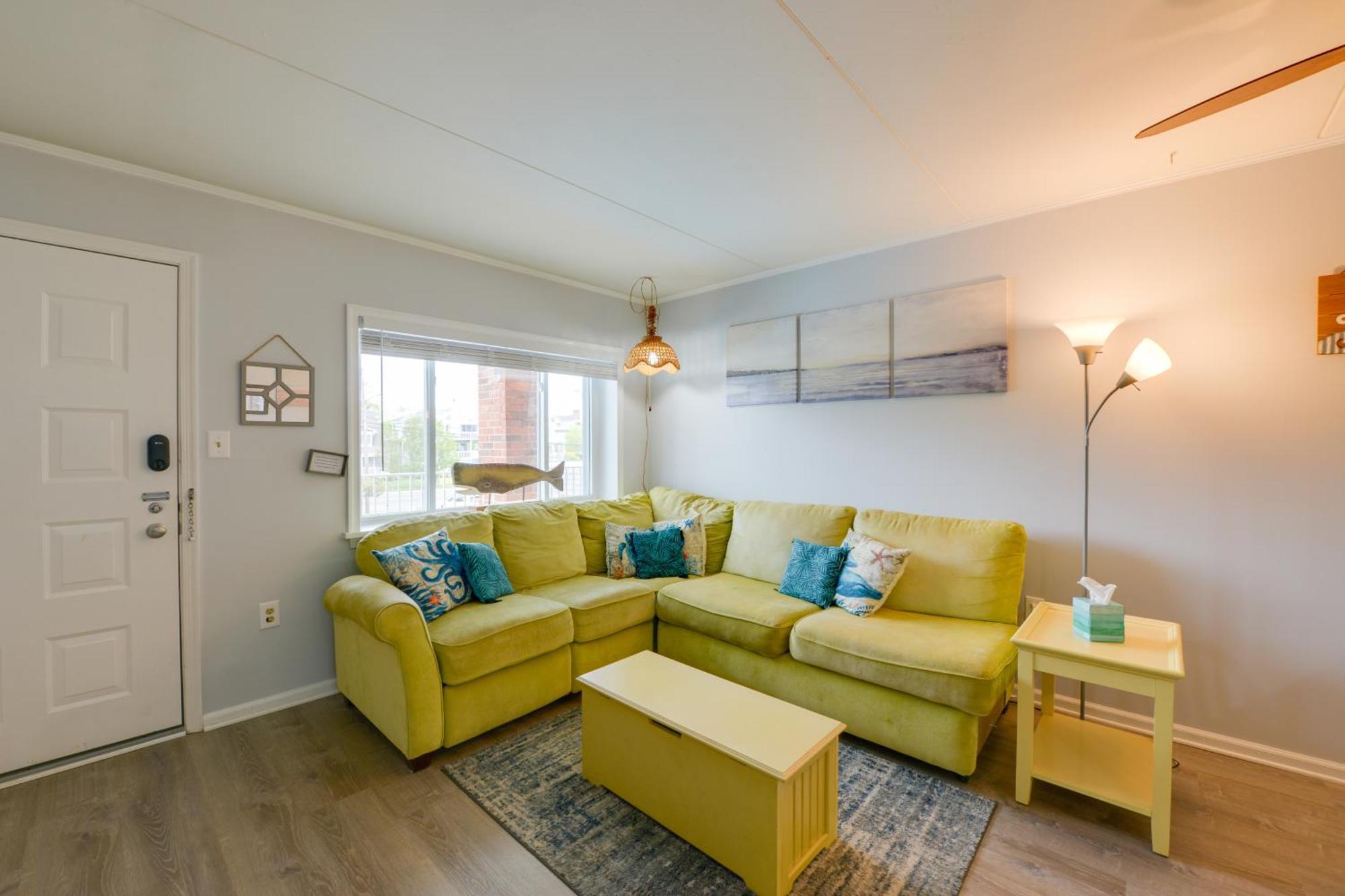 Bright Condo Half-Block To Cape May Beach! Exterior photo